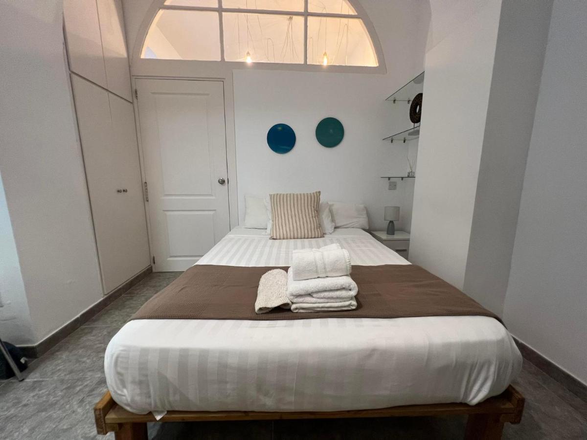 Apartamento Quirky 1Br Just Off Main Street Prime Location Gibraltar Exterior foto